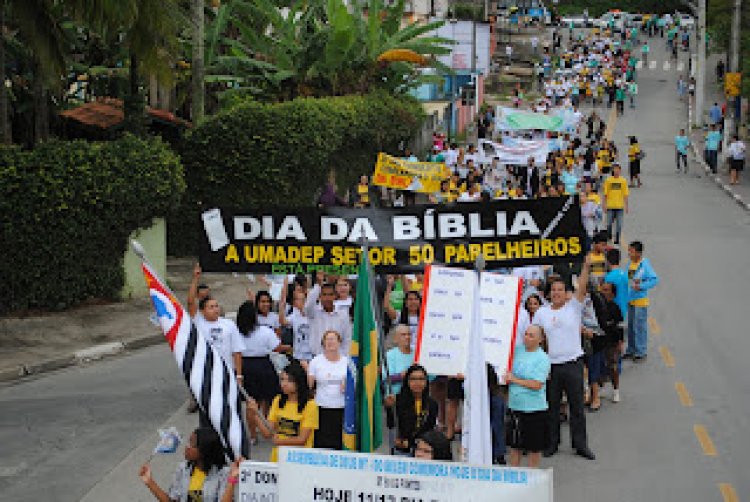 Carreata Dia da Bíblia - 2011